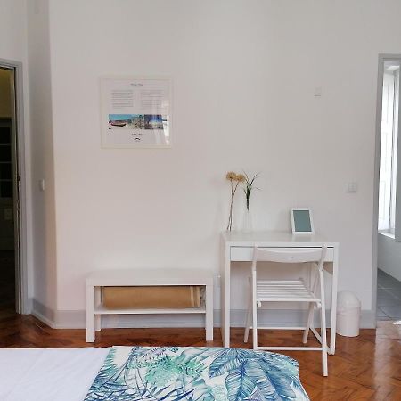 Hostel Rossio Alcobaca Exterior photo